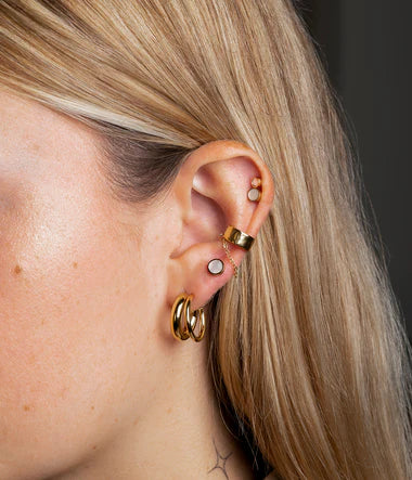 Zag Bijoux Helix Piercing Kamorta Gold mit Perlmutt S